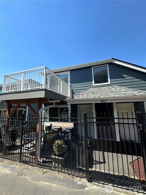 apt-1-517 Burnett Ave S, Renton, WA, 98057-2597 | Card Image