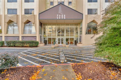 506-2479 Peachtree Rd Ne, Atlanta, GA, 30305-4130 | Card Image