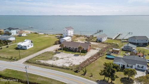 1286 Island Rd, Harkers Island, NC, 28531-9657 | Card Image