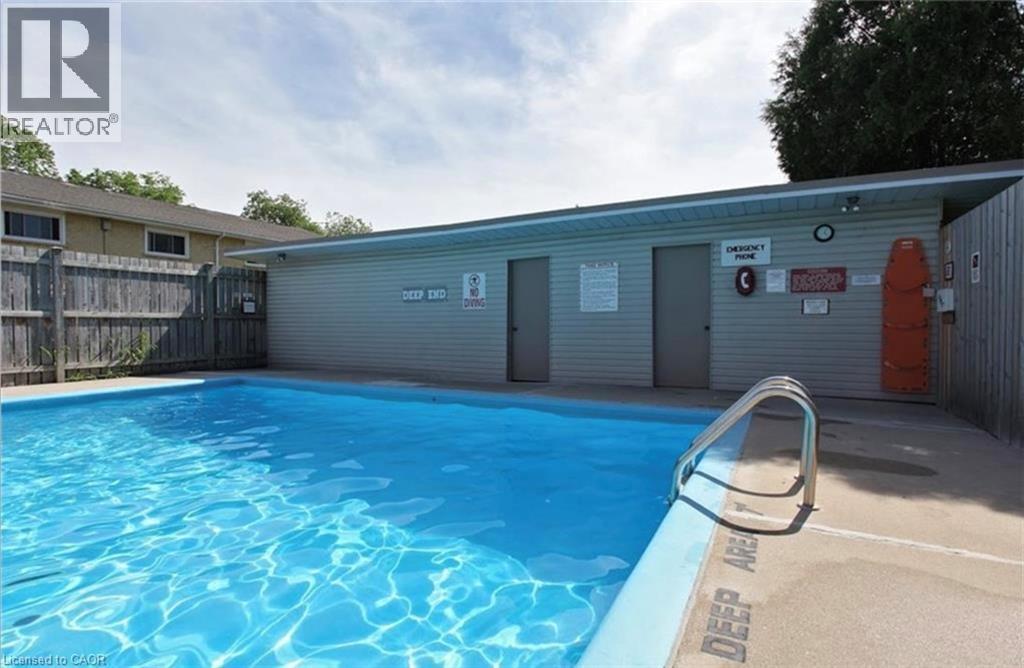 Residential Lease in Waterloo 3