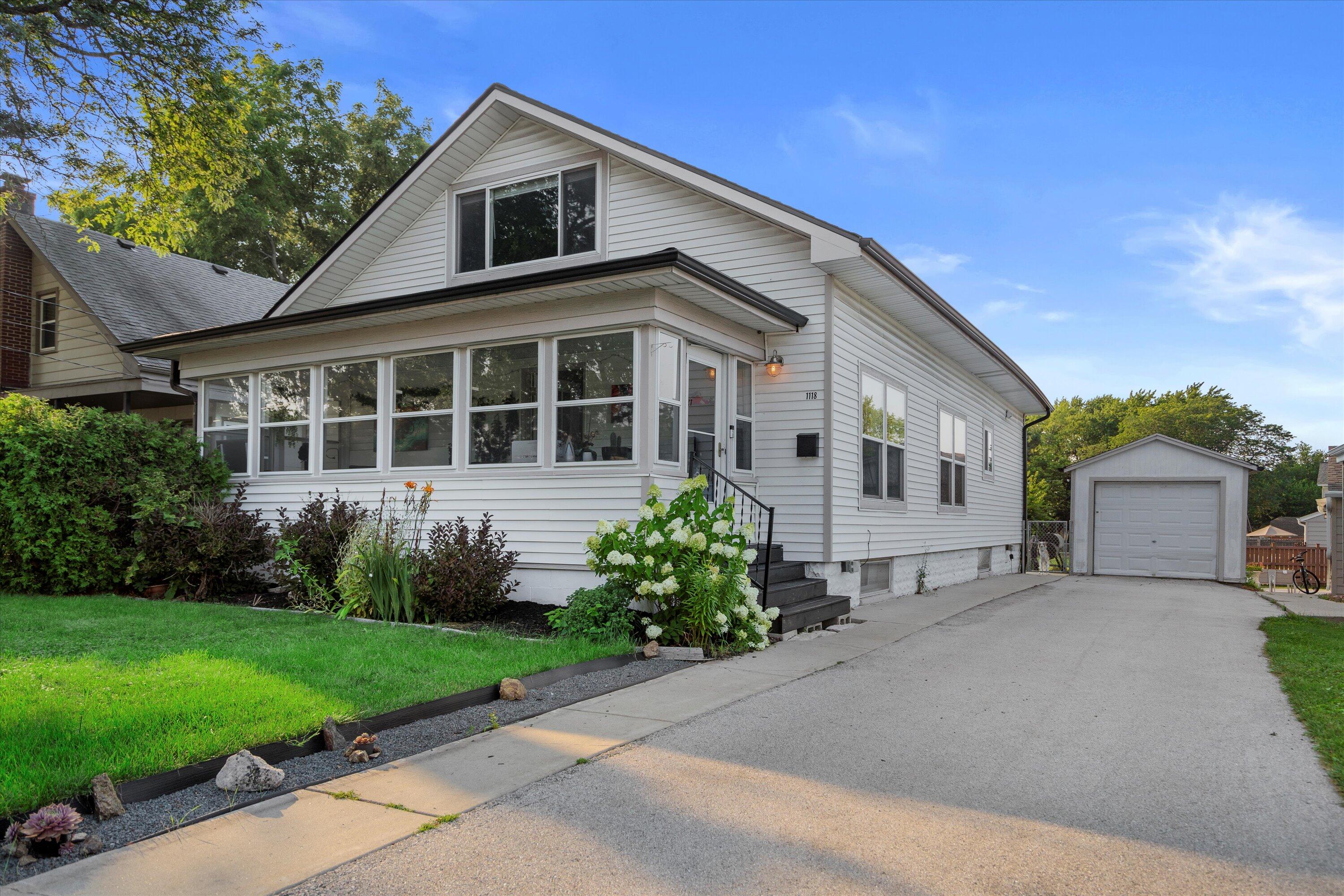 Arcadian Ave, Waukesha, WI 53186