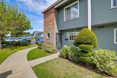 7194 Santa Isabel Cir, Buena Park, CA, 90620-3137 | Card Image