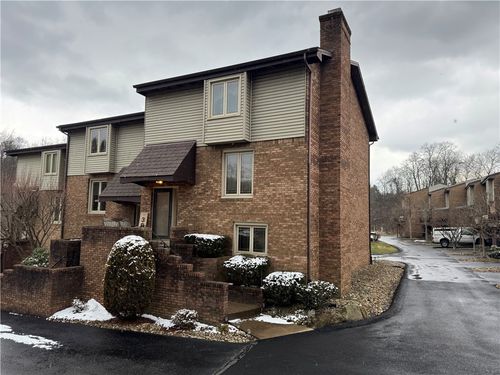 303 Kay Dr, Pittsburgh, PA, 15236-1556 | Card Image