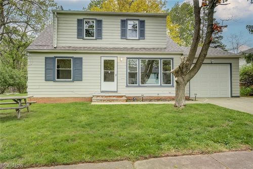 5061 Miller Ave, Maple Heights, OH, 44137-1129 | Card Image