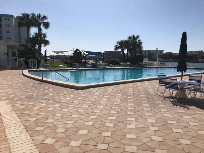 APT-201 - 10216 Regal Dr, Condo with 2 bedrooms, 2 bathrooms and null parking in LARGO FL | Image 11