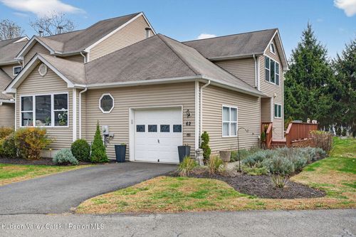 62-62 Twin Ponds Dr, Kingston, NY, 12401-6432 | Card Image