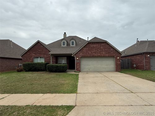 4762 S 203rd East Ave, Broken Arrow, OK, 74014-8820 | Card Image