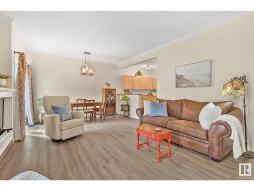 81-3040 Spence Wynd Sw, Edmonton, AB, T6X1N7 | Card Image