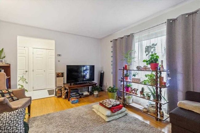 339 Rosemount Dr, House other with 3 bedrooms, 2 bathrooms and 3 parking in Kitchener ON | Image 9