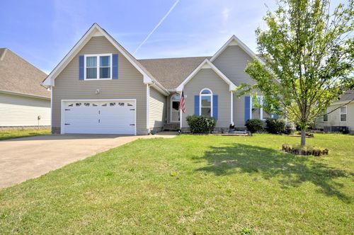 3637 Aurora Dr, Clarksville, TN, 37040-2554 | Card Image