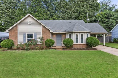 7040 Daneman Dr, Memphis, TN, 38133-7058 | Card Image