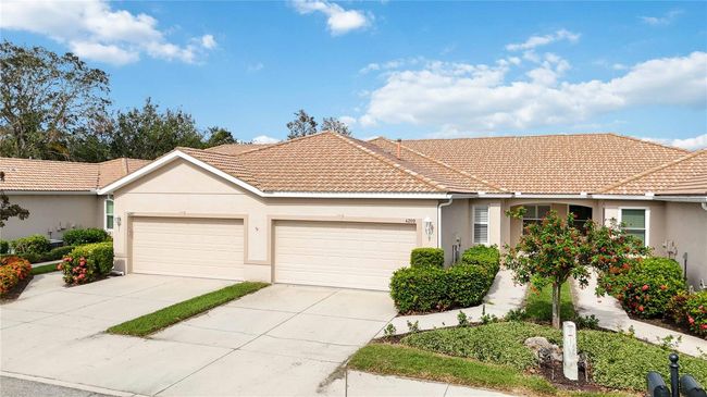 4209 Cascade Falls Dr, House other with 2 bedrooms, 2 bathrooms and null parking in SARASOTA FL | Image 38
