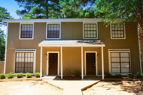 2118 Scotty Ct, Little Rock, AR, 72204-9004 | Card Image
