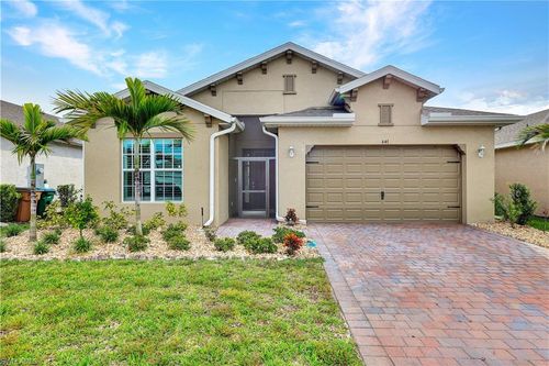 447 Spring Hill Lake Loop, CAPE CORAL, FL, 33993-4531 | Card Image