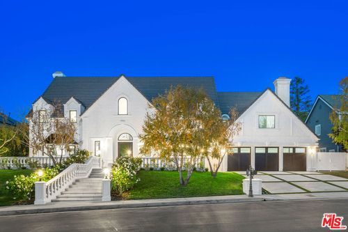 4608 Westchester Dr, Woodland Hills, CA, 91364-5657 | Card Image