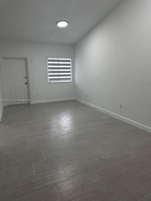 203-31-2930 Se 12th Rd, Homestead, FL, 33035-2397 | Card Image