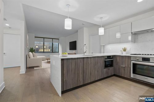 9 Ave At Port Imperial, West New York, NJ, 07093-7100 | Card Image