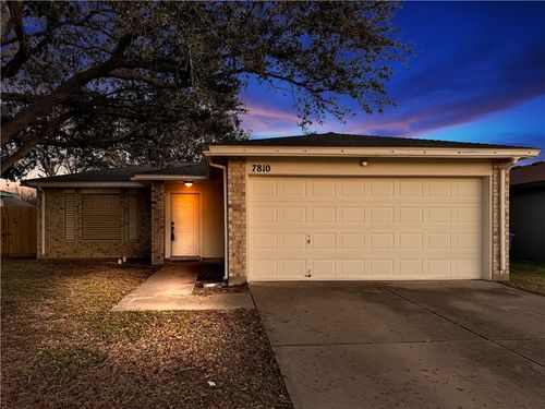 7810 Falcon Dr, Corpus Christi, TX, 78414-6421 | Card Image