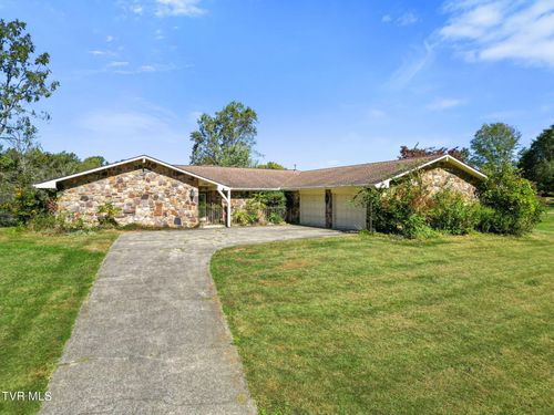 1207 Christy Ct, Greeneville, TN, 37743-6666 | Card Image