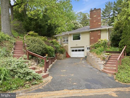 700 26th Pl S, ARLINGTON, VA, 22202-2408 | Card Image