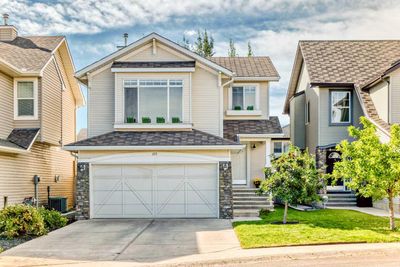 273 New Brighton Lane Se, House detached with 3 bedrooms, 2 bathrooms and 5 parking in Calgary AB | Image 2