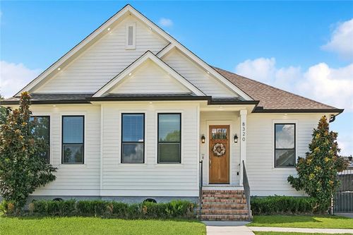 8320 Prince Dr, Chalmette, LA, 70043-1034 | Card Image