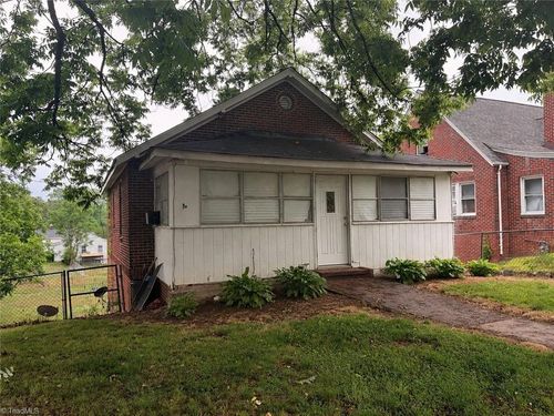 309 Wentworth St, Reidsville, NC, 27320-2231 | Card Image