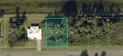 113 Theodore Vail St E, LEHIGH ACRES, FL, 33974-9804 | Card Image