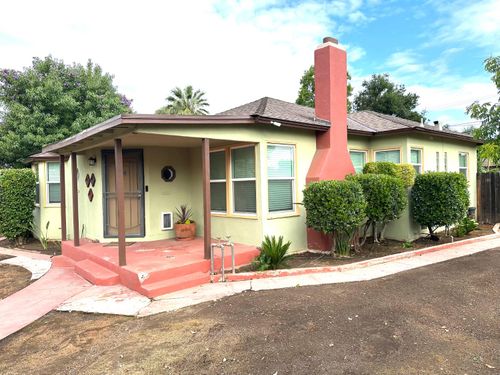 93 E Andrews Avenue, Fresno, CA, 93704 | Card Image