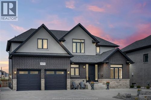 6275 Disputed Rd, LaSalle, ON, N9H1X6 | Card Image