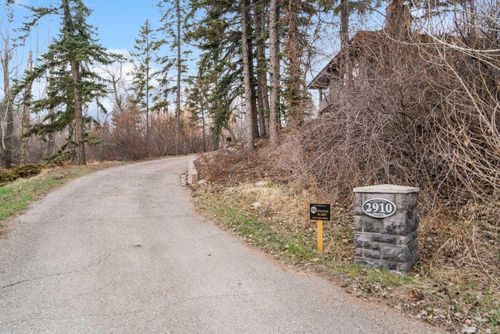 2910 Marquette St Sw, Calgary, AB, T2T3E3 | Card Image