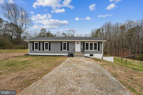 6749 Animal Shelter Rd, HUGHESVILLE, MD, 20637-2921 | Card Image