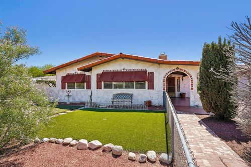 6817 Warren Vista Ave, Yucca Valley, CA, 92284-0717 | Card Image