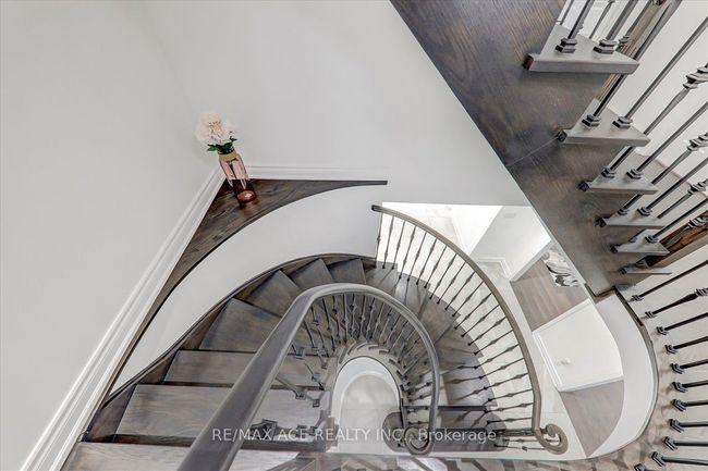 1579 Heathside Cres, House other with 7 bedrooms, 6 bathrooms and 4 parking in Pickering ON | Image 17