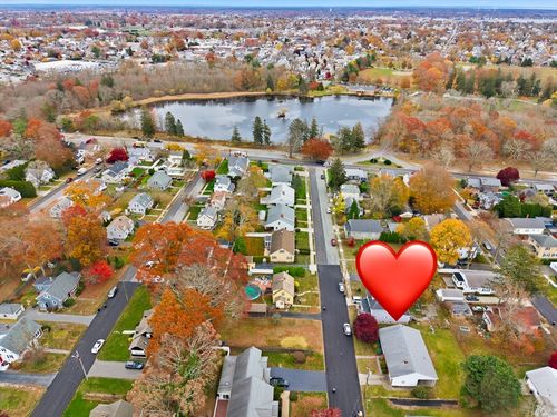 50 Gaywood St, Dartmouth, MA, 02747-3412 | Card Image