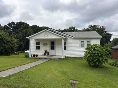 204 Blair Ave, Sweetwater, TN, 37874-3301 | Card Image
