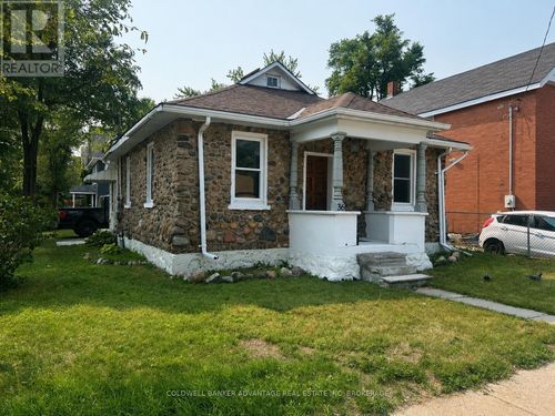 36 Sanford St, Barrie, ON, L4N3C2 | Card Image