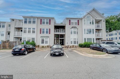 unit-e-9220 Cardinal Forest Ln, LORTON, VA, 22079-2853 | Card Image