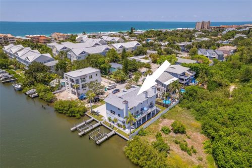 601 2nd St, Indian Rocks Beach, FL, 33785-2607 | Card Image