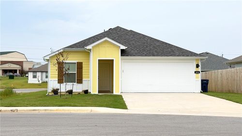 404 E Seville St, Siloam Springs, AR, 72761-3235 | Card Image