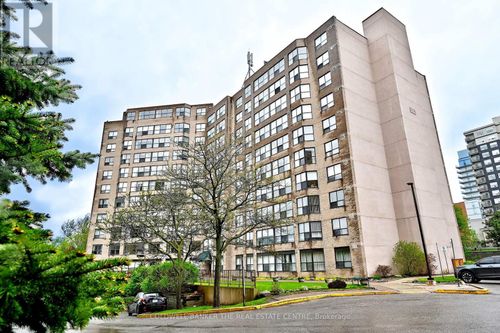 207-250 Davis Dr, Newmarket, ON, L3Y7T7 | Card Image