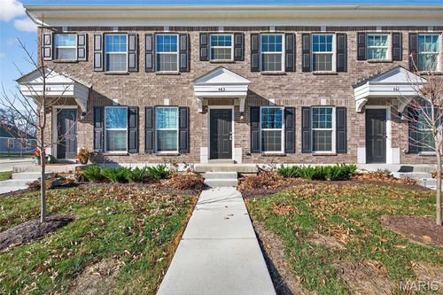 463 Sunset Hollow Dr, Wentzville, MO, 63385-6023 | Card Image