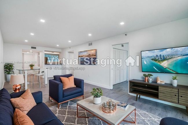 APT-202 - 8900 Collins Ave, Condo with 3 bedrooms, 2 bathrooms and null parking in Surfside FL | Image 5