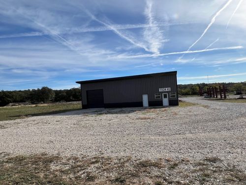 11324 Us Highway 281 N, Round Mountain, TX, 78663-5046 | Card Image