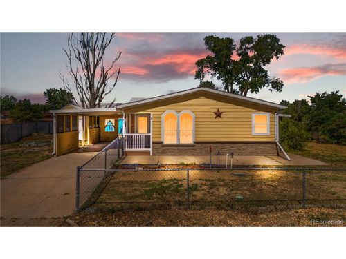 303 Becky St, Wiggins, CO, 80654-1333 | Card Image