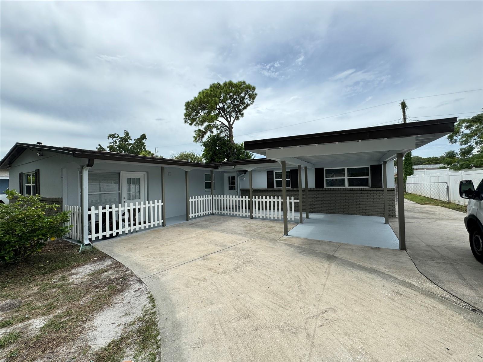 Town N Country Blvd, Tampa, FL 33615