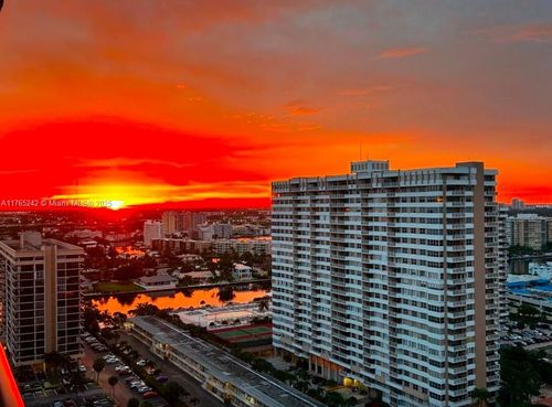 apt-2204-2030 S Ocean Dr, Hallandale Beach, FL, 33009-6616 | Card Image