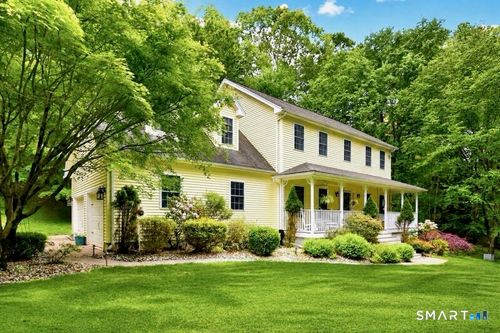 31 Fox Run Rd, Portland, CT, 06480-1388 | Card Image