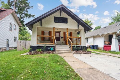 5714 Brooklyn Ave, Kansas City, MO, 64130-3418 | Card Image