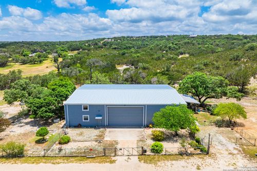 121 Grona Dr S, Ingram, TX, 78025-5130 | Card Image